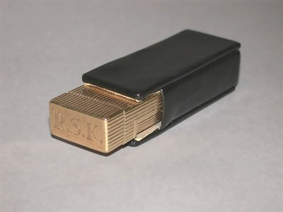 Lot 70 - Gold Cigarette Lighter