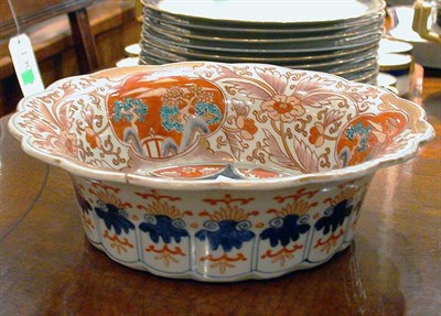 Lot 227 - Imari Porcelain Bowl