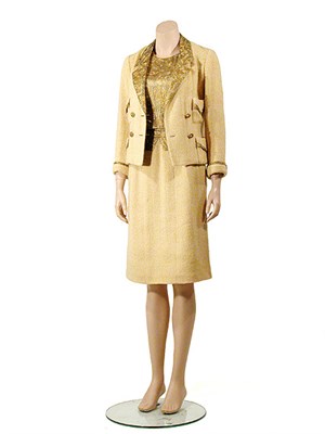 Lot 2128 - Fine Chanel Couture Buttermilk Melange Wool...