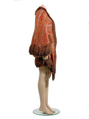 Lot 2003 - Paisley Visite American, 1860s Trimmed with...