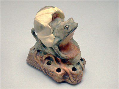 Lot 1025 - Weller Pottery Flower Frog Molded with a frog....