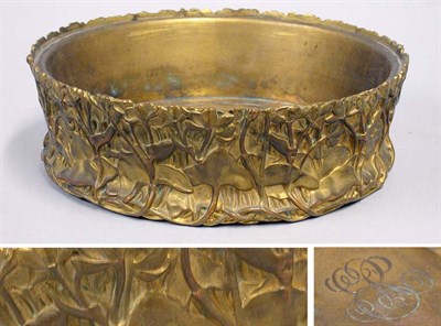 Lot 1292 - Tiffany Studios Gilt-Bronze Bowl Of flaring...