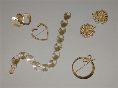 Lot 168 - Group of Assorted Gold Jewelry