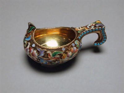 Lot 369 - Russian Cloisonne Kovsch Length 2 3/4 inches.