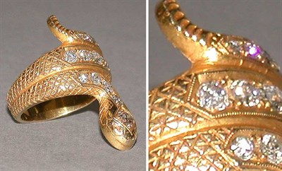 Lot 221 - Diamond Snake Ring