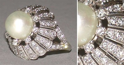 Lot 454 - Cultured Pearl and Diamond Ring