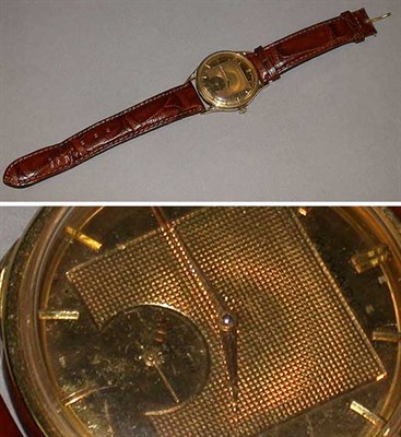 Lot 290 - Gentleman's Gold Wristwatch