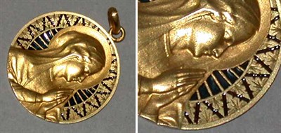 Lot 238 - Plique a Jour Pendant