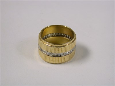 Lot 267 - Diamond Wedding Band