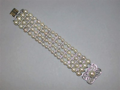 Lot 336 - Cultured Pearl and Diamond Bracelet