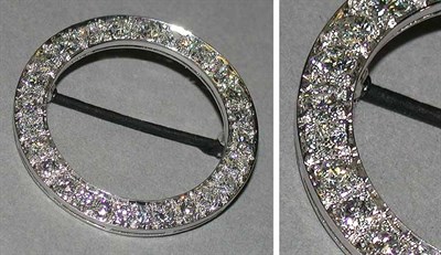Lot 489 - Diamond Circle Pin