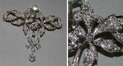 Lot 491 - Edwardian Diamond Pin