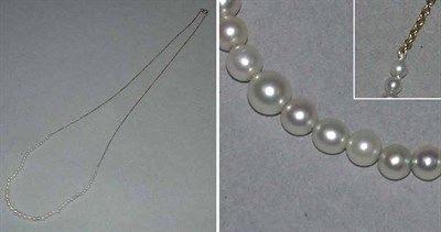 Lot 150 - Natural* Pearl Necklace