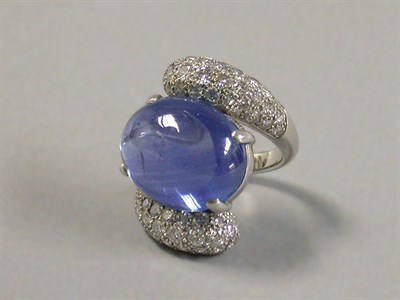 Lot 474 - Sapphire and Diamond Ring