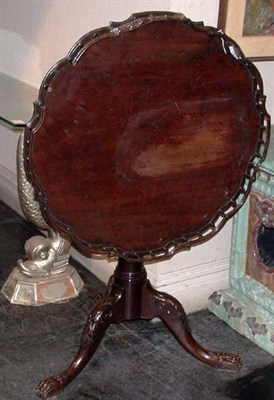 Lot 577 - Georgian Style Mahogany Tilt-Top Table