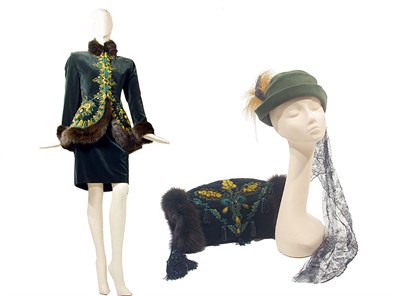 Lot 2147 - Scherrer Couture Embroidered Green Velvet...