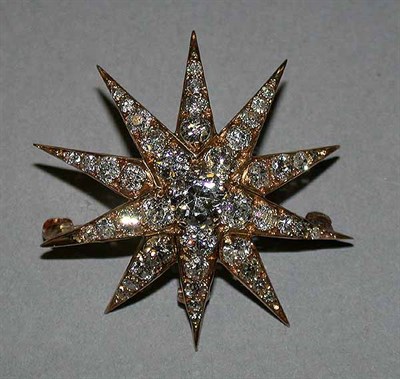 Lot 519 - Antique Diamond Starburst Pin/Pendant