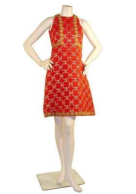 Lot 2071 - Oscar de la Renta Red and Gold Cocktail Dress...