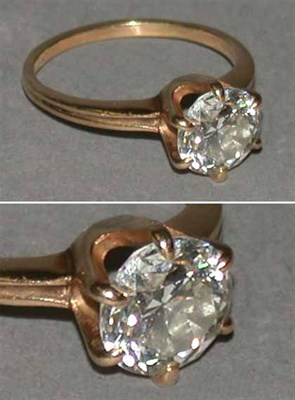 Lot 564 - Diamond Engagement Ring