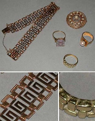Lot 281 - Group of Assorted Gold Jewelry