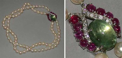 Lot 593 - Cultured Pearl Necklace