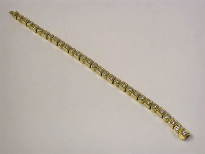 Lot 534 - Diamond Bracelet