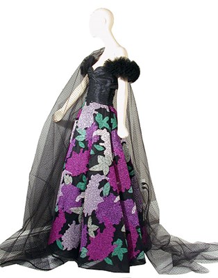 Lot 3597 - Nina Ricci Lilac Applique Ballgown French,...