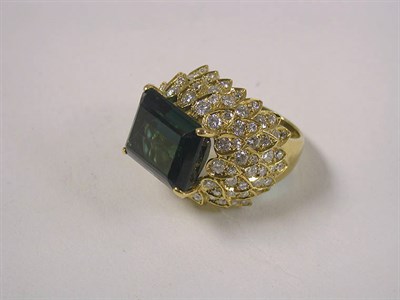 Lot 507 - Green Tourmaline Ring