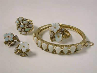Lot 429 - Group of Opal Jewelry