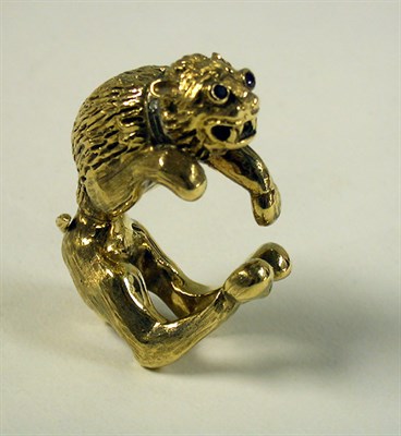 Lot 277 - Leopard Ring