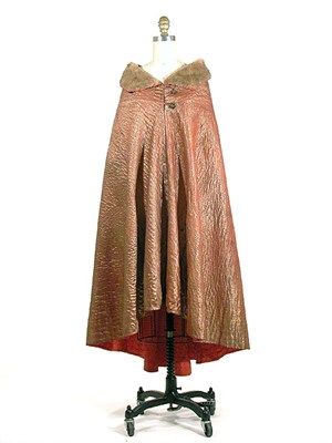 Lot 2021 - Jeanne Lanvin Tangerine Gold Lame Cape French,...