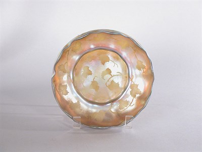 Lot 2528 - Tiffany Gold Favrile Wheel Engraved Glass Bowl...
