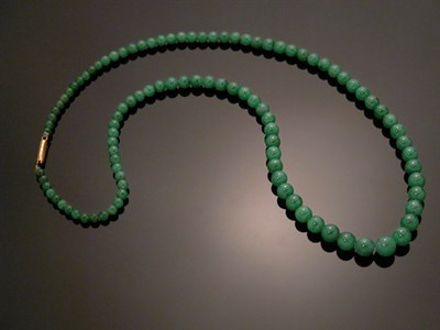 Lot 595 - Jade Bead Necklace
