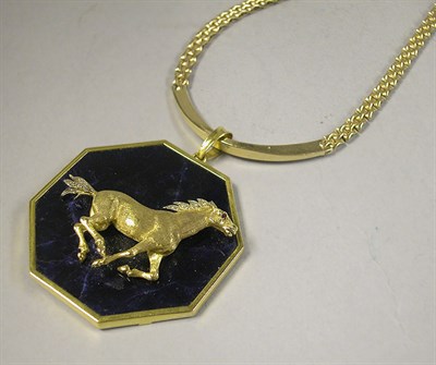 Lot 405 - Horse Pendant and Gold Necklace