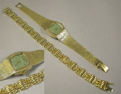 Lot 463 - Lady's Gold Wristwatch