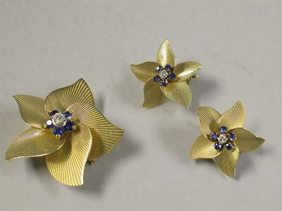 Lot 543 - Retro Gold, Diamond and Sapphire Pin and Pair of Earclips