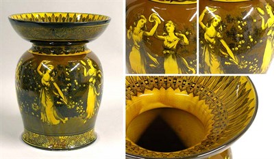Lot 352 - Doulton Burslem Pottery Spittoon Decorated...