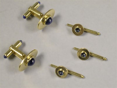 Lot 312 - Gentleman's Gold and Sapphire Dress Set