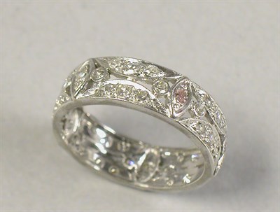 Lot 450 - Diamond Ring