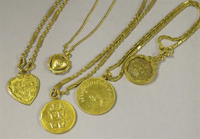 Lot 540 - Group of High Karat Gold Jewelry