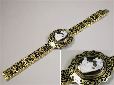 Lot 451 - Victorian Cameo Bracelet