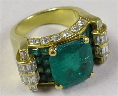 Lot 424 - Emerald and Diamond Ring