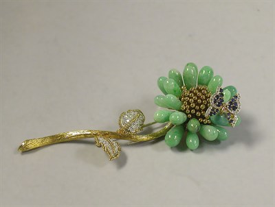 Lot 418 - Large Jade Flower Brooch