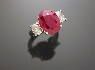 Lot 432 - Ruby and Diamond Ring