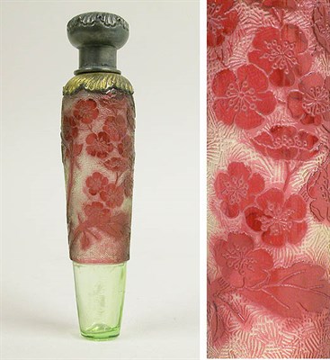 Lot 616 - Continental Cameo Cut Glass Scent Bottle...