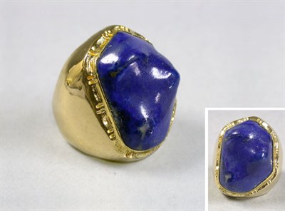 Lot 298 - Lapis Lazuli Ring