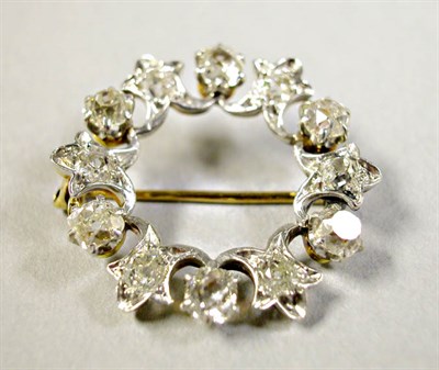 Lot 524 - Diamond Circle Pin