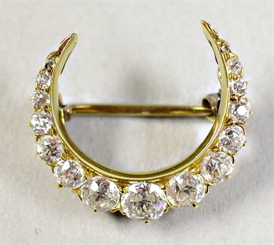 Lot 639 - Diamond Crescent Pin
