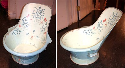 Lot 195 - Painted Tole Child's Tub
