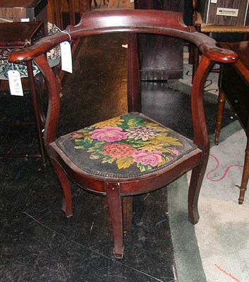 Lot 252 - Georgian Style Mahogany Corner Chair
